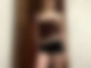 LioraRoux's Live Sex Cam Show