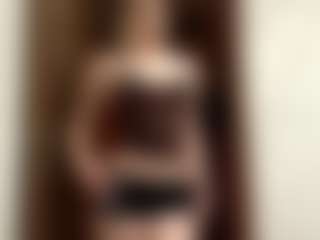 Live cam show with LioraRoux - Foot Fetish on justonemore.cc