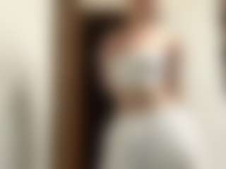 LioraRoux's Live Sex Cam Show
