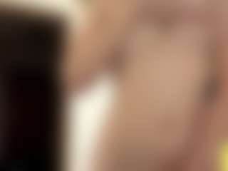 Live cam show with LioraRoux - Ahegao on AdultVida.com