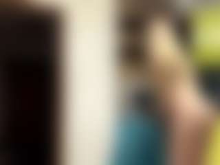 Live cam show with LioraRoux - Role Play on Camsoda