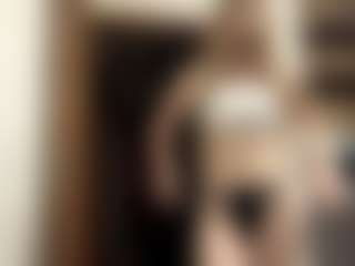 Live cam show with LioraRoux - Twerk on Camsoda