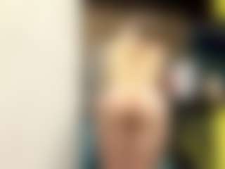 Live cam show with LioraRoux - Erotic Dance on Camsoda