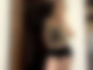 Live cam show with LioraRoux - Athletic Bedroom on nudelive.tv
