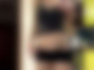 Live cam show with LioraRoux - Fingering Teen (18+) on SxyPornLive
