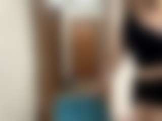 LioraRoux's Live Sex Cam Show