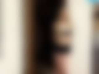 Live cam show with LioraRoux - Striptease Teen (18+) on Dolls Live