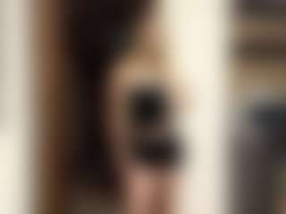 Live cam show with LioraRoux - Blue Eyes on SinfulBabes