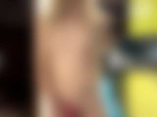 Live cam show with LioraRoux - Normal on Strip Flash - Live Sex Shows