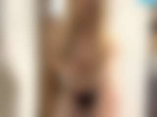 Live cam show with LioraRoux - Moaning on slutload