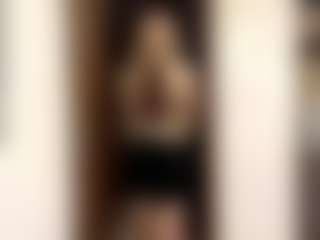 Live-sekscamshow van LioraRoux