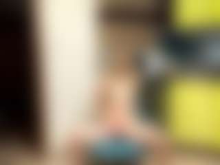 LioraRoux's Live Sex Cam Show