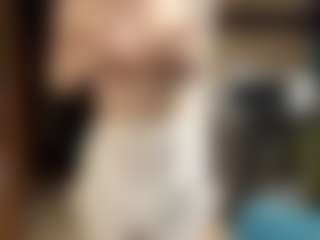 Live cam show with LioraRoux - Erotic Dance on CamwithHer