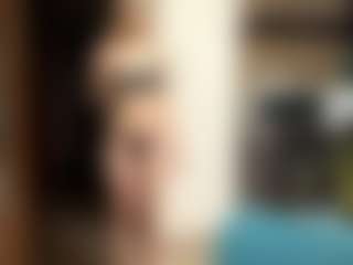 Live cam show with LioraRoux - Bedroom on liverealitysex.com