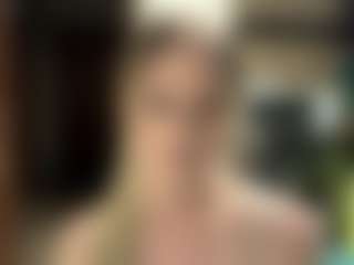 LioraRoux's Live Sex Cam Show