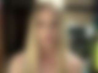 LioraRoux's Live Sex Cam Show