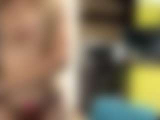 LioraRoux's Live Sex Cam Show
