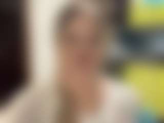 LioraRoux's Live Sex Cam Show