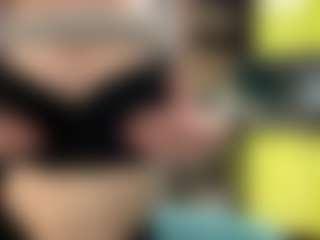 LioraRoux's Live Sex Cam Show