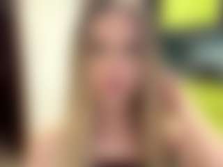 LioraRoux's Live Sex Cam Show