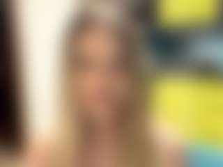 Live cam show with LioraRoux - White on Mixed Magazine Live