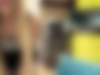 LioraRoux's Live Sex Cam Show