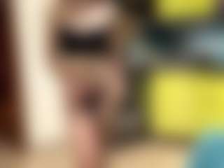 LioraRoux's Live Sex Cam Show