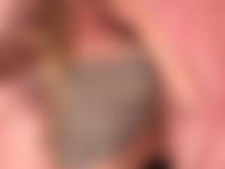LioraRoux's Live Sex Cam Show