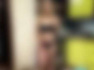 Live cam show with LioraRoux - Twerk on slutload