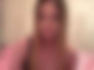 Live cam show with LioraRoux - Striptease on Dolls Live