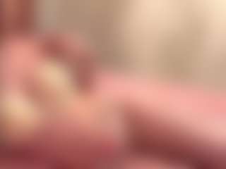 Live cam show with LioraRoux - Yoga on Hubzter Live