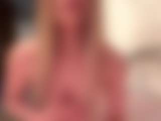 LioraRoux's Live Sex Cam Show
