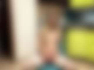 LioraRoux's Live Sex Cam Show
