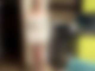 Live cam show with LioraRoux - Solo on Camsoda