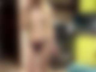 Live cam show with LioraRoux - Public on slutload
