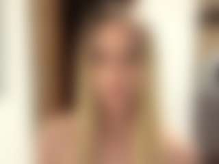 Live cam show with LioraRoux - Bedroom on galaxygirlnitro.com