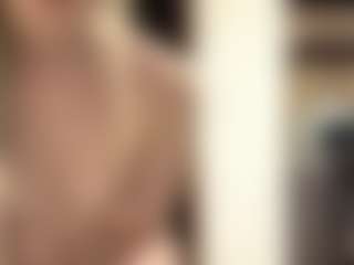 LioraRoux's Live Sex Cam Show