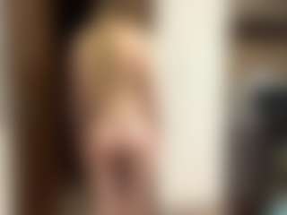 Live cam show with LioraRoux - Young Adult on Camversity