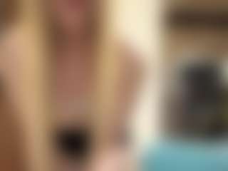 LioraRoux's Live Sex Cam Show