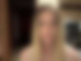 LioraRoux's Live Sex Cam Show