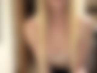 Live-Cam-Show mit LioraRoux - Role Play auf Camsoda