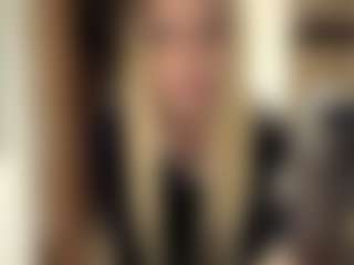 Live cam show with LioraRoux - Moaning on SinfulBabes