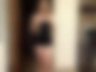 Live cam show with LioraRoux - Bedroom on sexylive.show