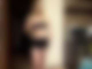 Live cam show with LioraRoux - Athletic Teen (18+) on sexylive.show