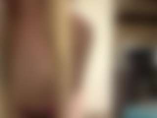 LioraRoux's Live Sex Cam Show