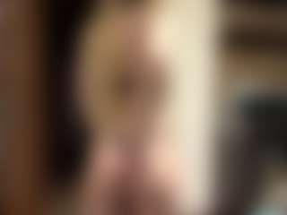 Live cam show with LioraRoux - Foot Fetish on TeamSkeetLive