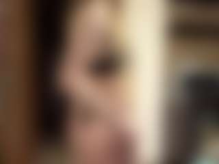 LioraRoux's Live Sex Cam Show