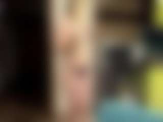 Live cam show with LioraRoux - Ahegao on xDating