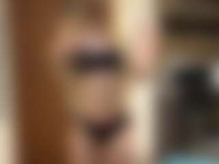 LioraRoux's Live Sex Cam Show