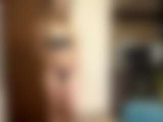 LioraRoux's Live Sex Cam Show